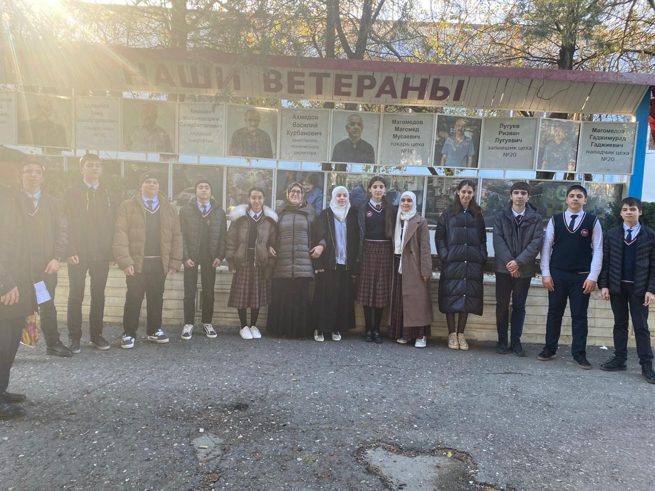 Экскурсия в агрегатный завод.