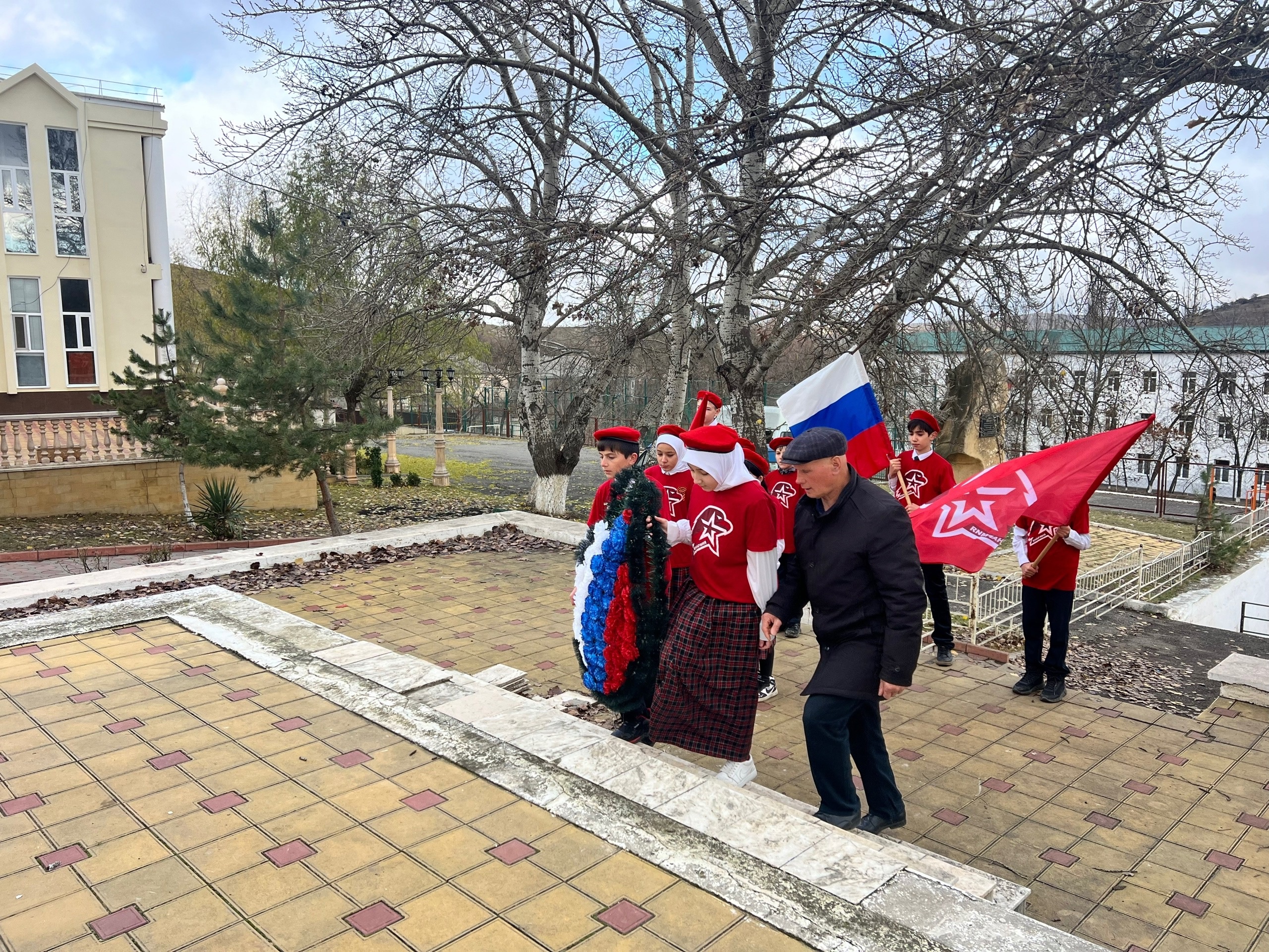 День Неизвестного солдата.